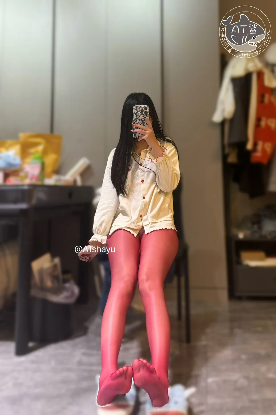 AT鲨 - 红丝 [21P-3MB] tg@simisebaisi 【丝足阁】017.webp